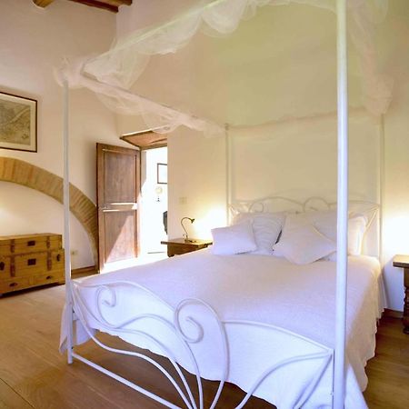 Bed and Breakfast Torre Di Badia Badia A Passigano Exterior foto